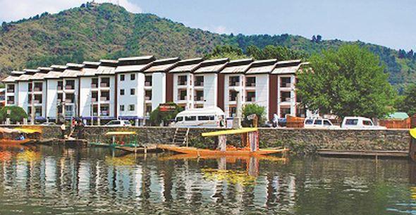 Hotel Pride Continental Srīnagar Esterno foto